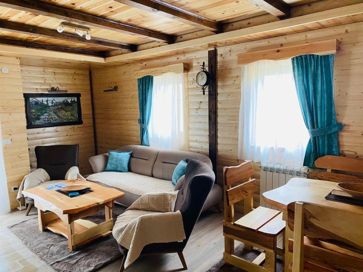 Holiday Homes Durmitorski Gaj 자블야크 외부 사진