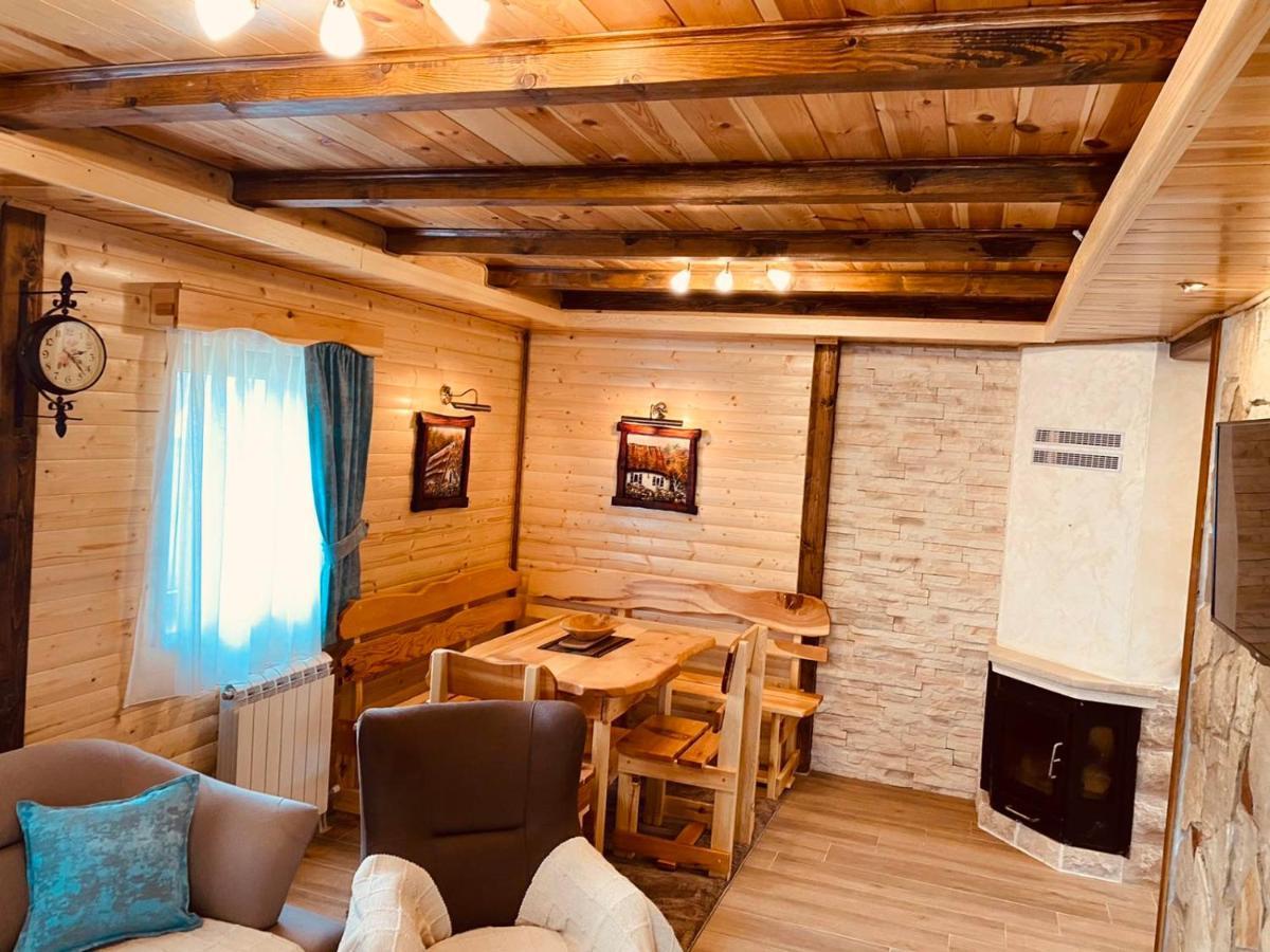 Holiday Homes Durmitorski Gaj 자블야크 외부 사진