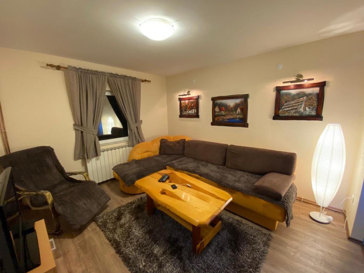 Holiday Homes Durmitorski Gaj 자블야크 외부 사진
